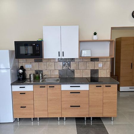 Kovacs Apartmanhaz 키슈쿤헐러시 객실 사진