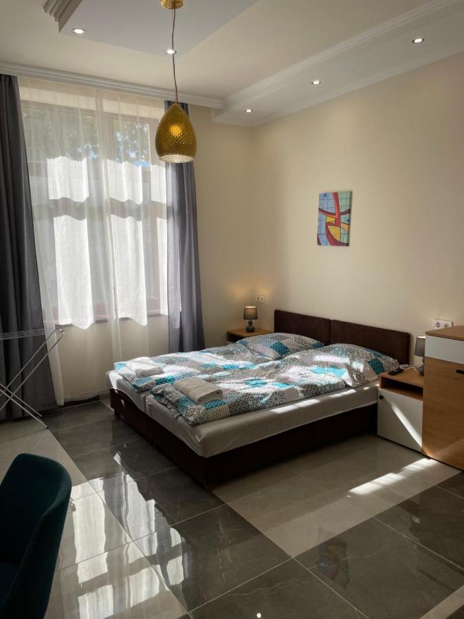 Kovacs Apartmanhaz 키슈쿤헐러시 객실 사진