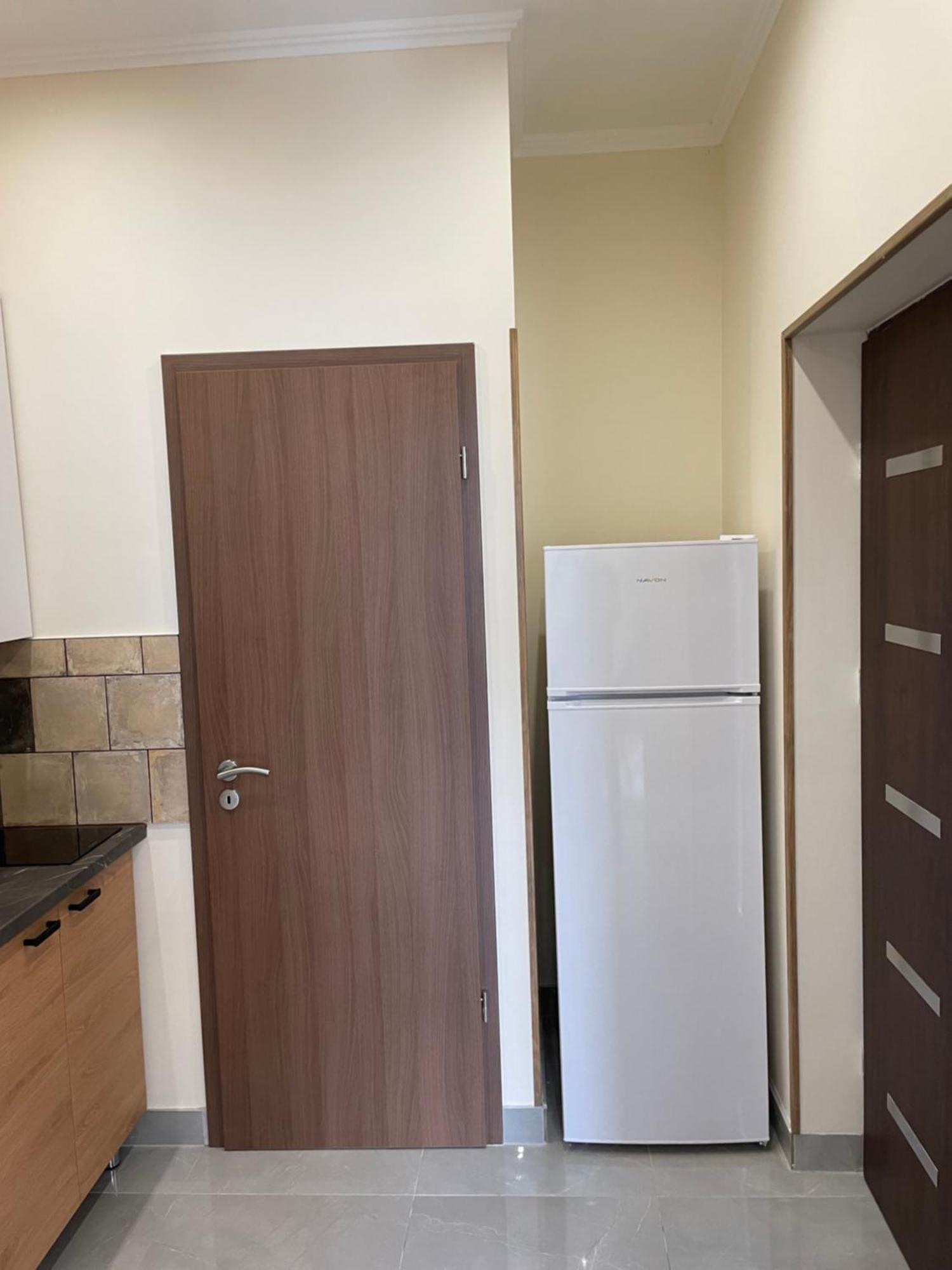 Kovacs Apartmanhaz 키슈쿤헐러시 객실 사진
