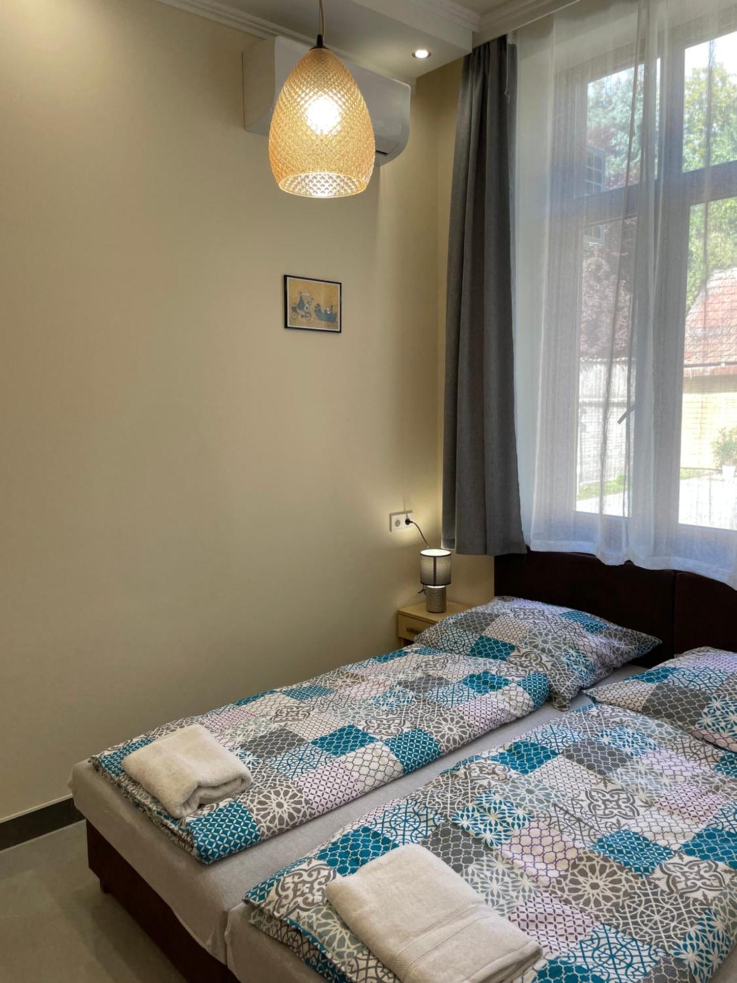 Kovacs Apartmanhaz 키슈쿤헐러시 객실 사진